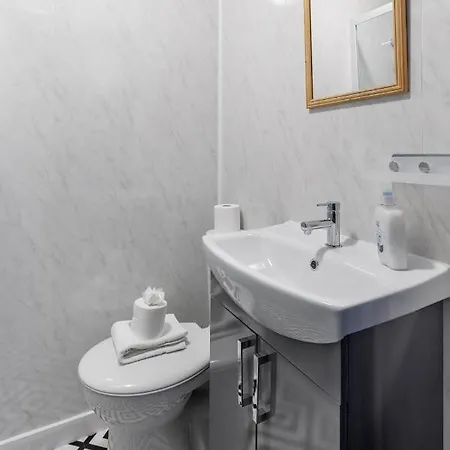 Centre 4 With Kitchenette, Free Wifi And Smart Tv By Yoko *